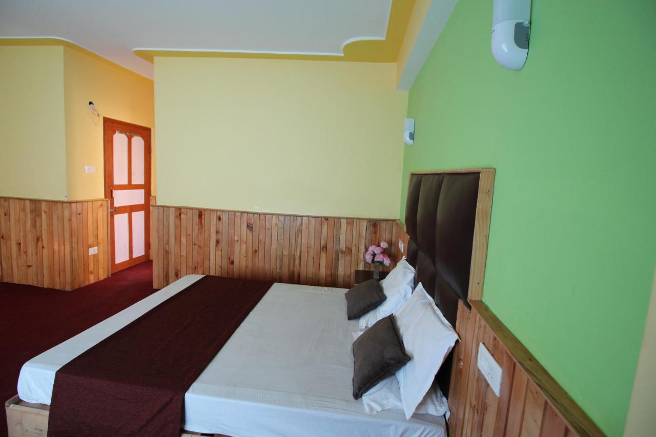 Delight Royal Lachen Luaran gambar