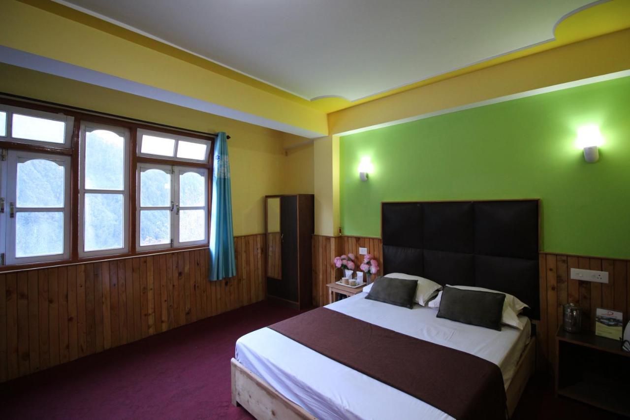 Delight Royal Lachen Luaran gambar
