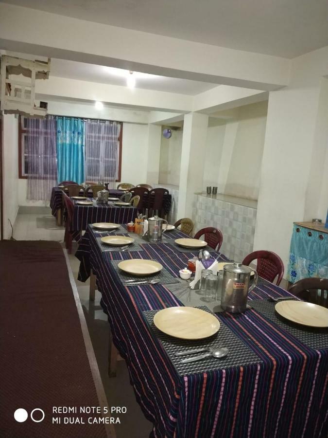 Delight Royal Lachen Luaran gambar