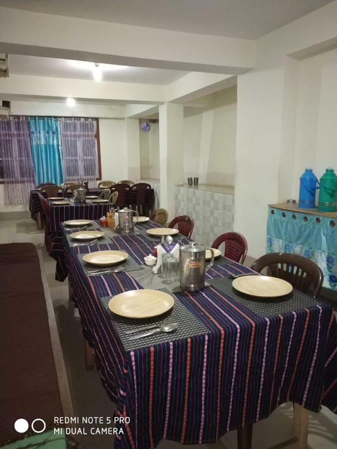 Delight Royal Lachen Luaran gambar
